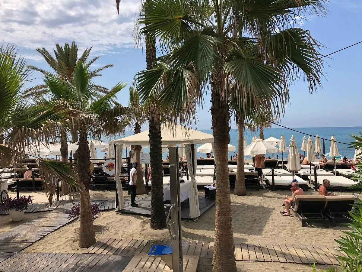 Beach Paradise In Fuengirola Spagna
